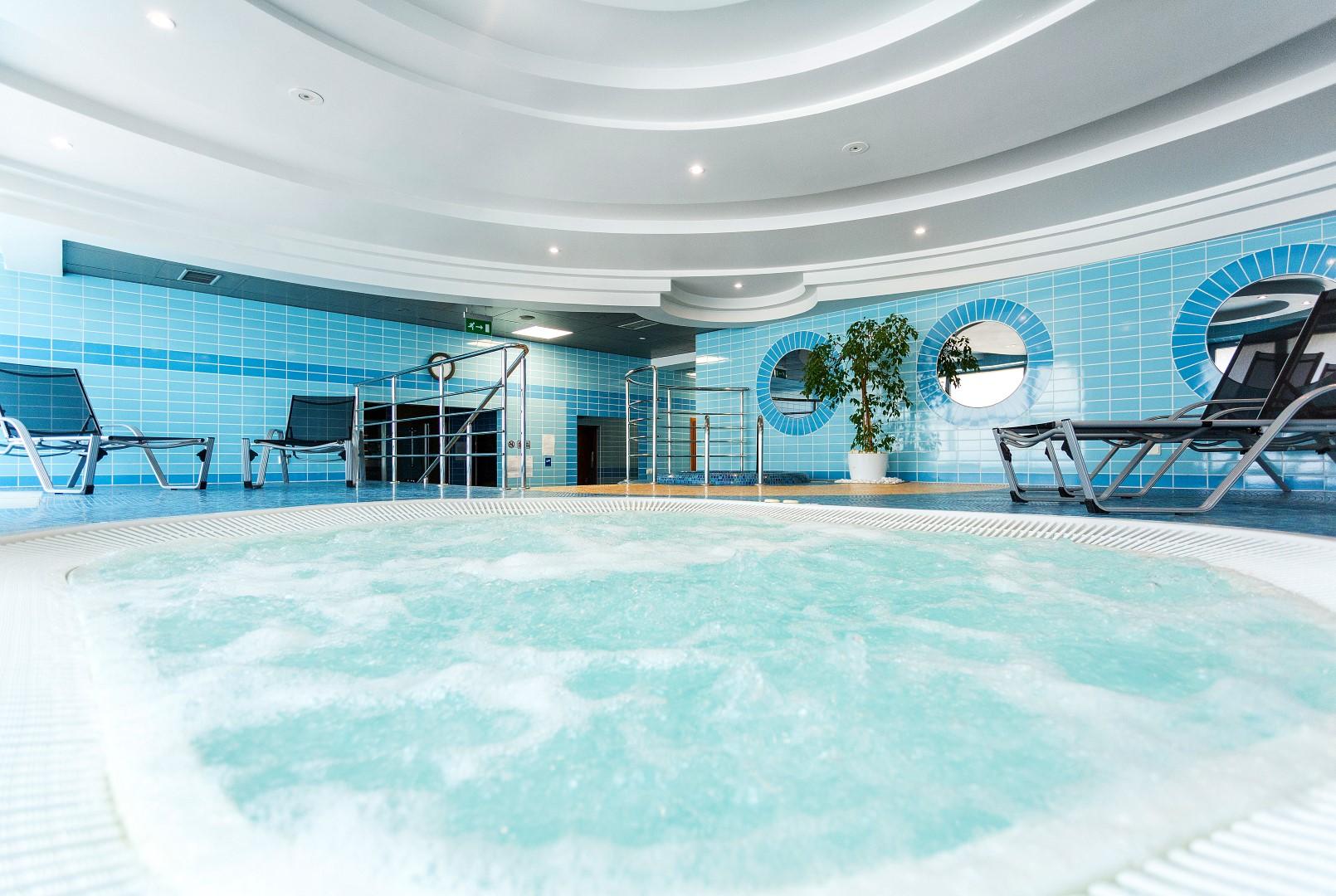 Qubus Hotel Legnica Exterior photo
