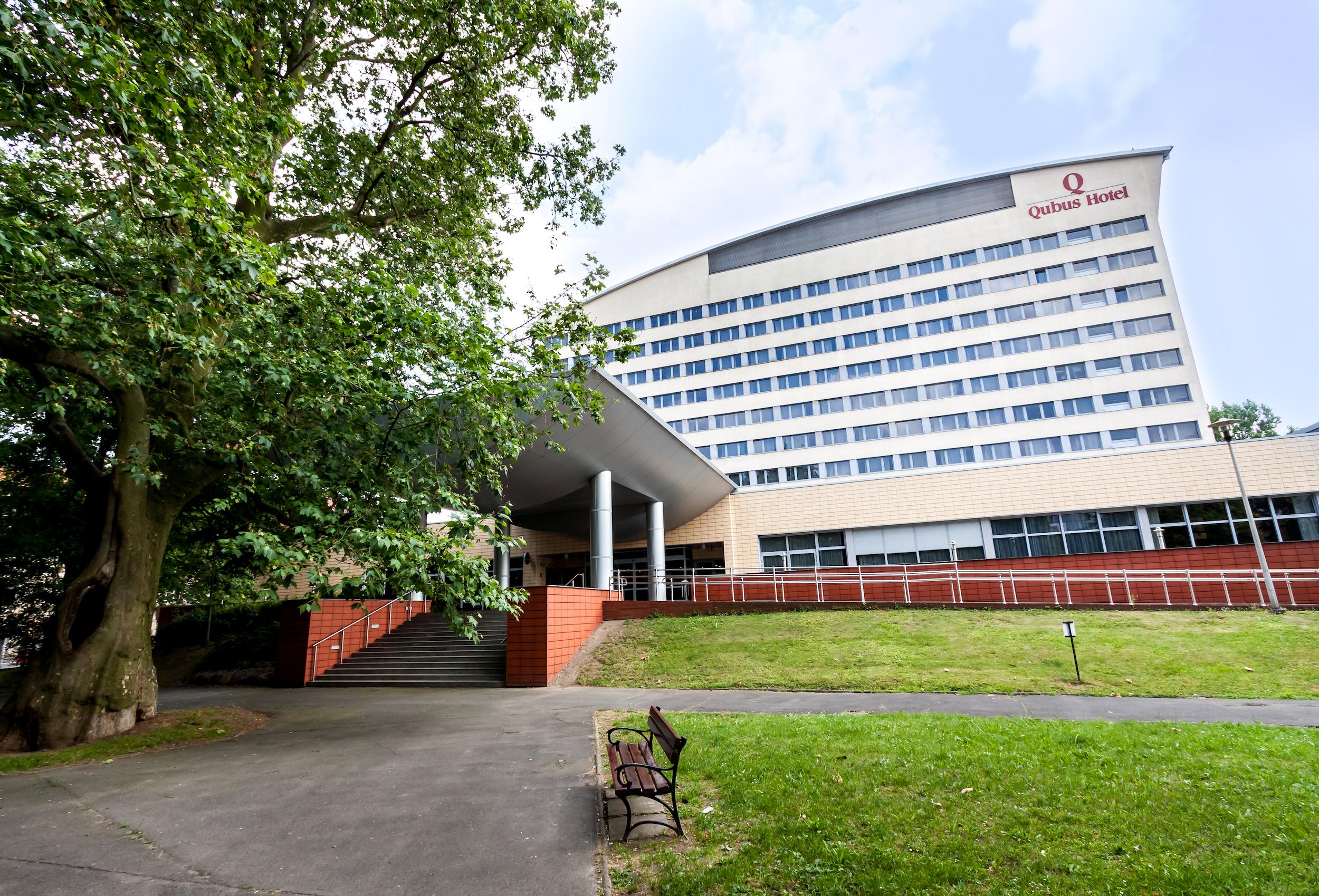 Qubus Hotel Legnica Exterior photo