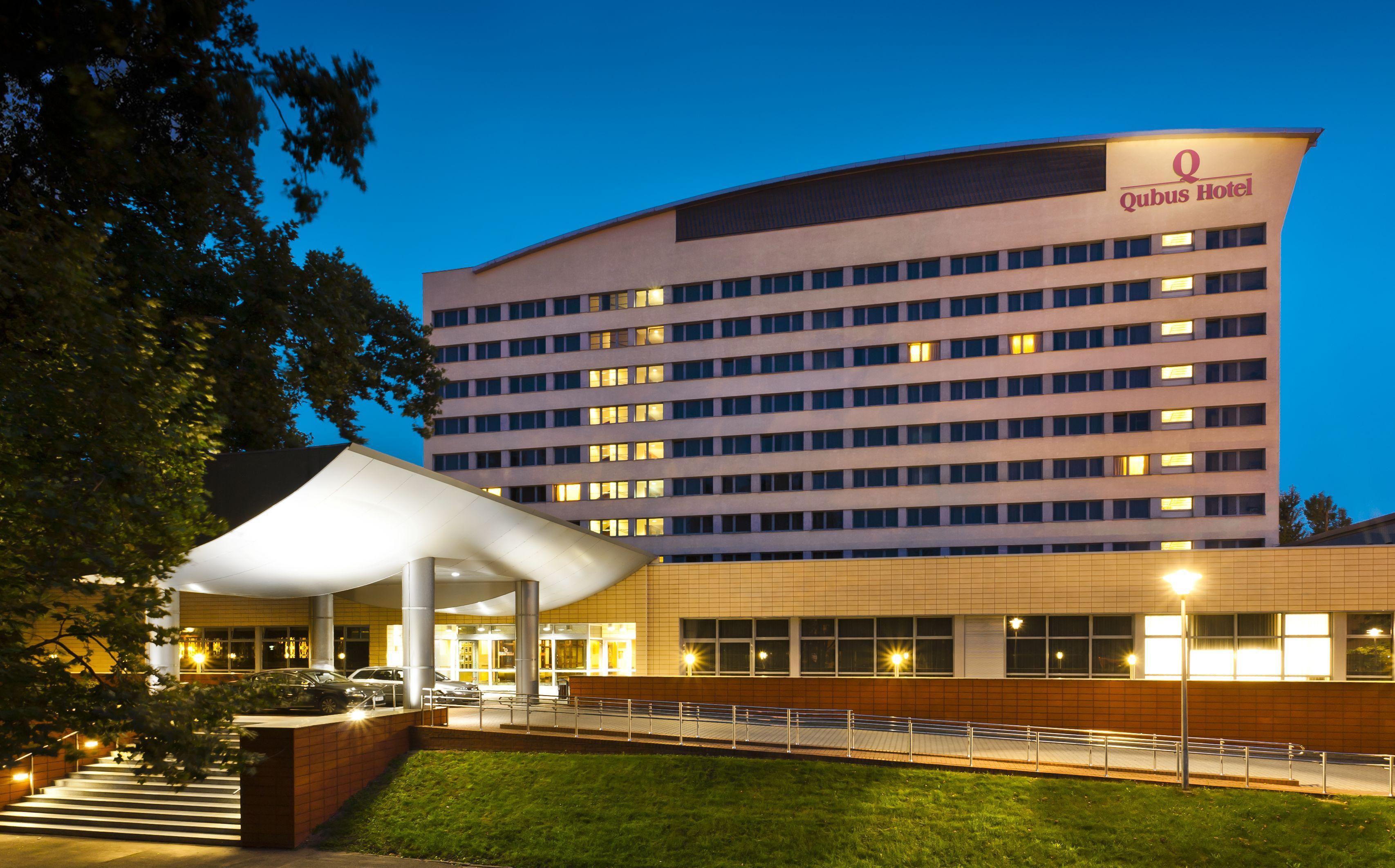 Qubus Hotel Legnica Exterior photo